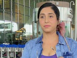 Neha Bhasin rocks the shades of blue at the airport