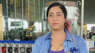 Neha Bhasin rocks the shades of blue at the airport