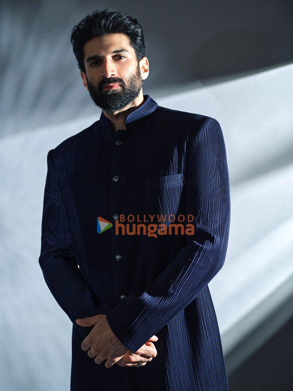 aditya roy kapur 3 6