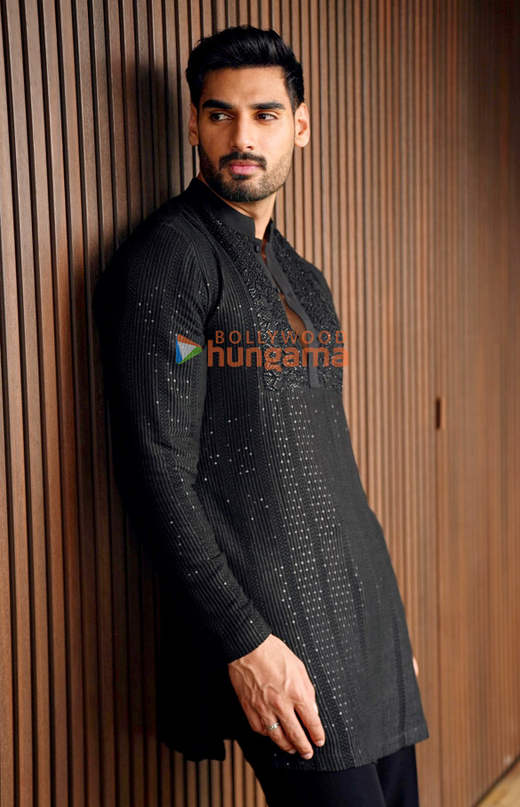 ahan shetty 1 14
