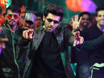 EXCLUSIVE: Kartik Aaryan returns to comedy, signs Pati Patni Aur Woh 2 EXCLUSIVE: Kartik Aaryan returns to comedy, signs Pati Patni Aur Woh 2