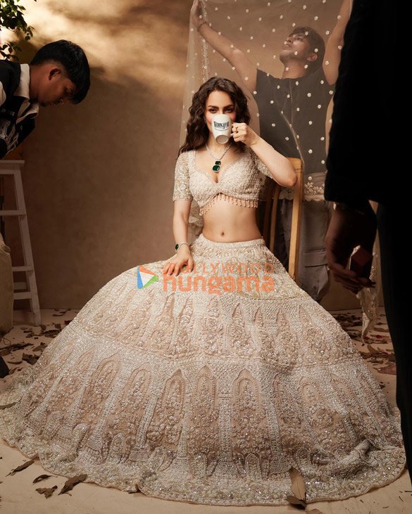 elli avrram 2 127