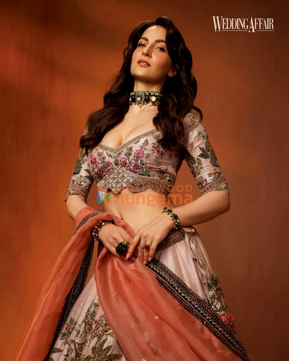 elli avrram 2 128