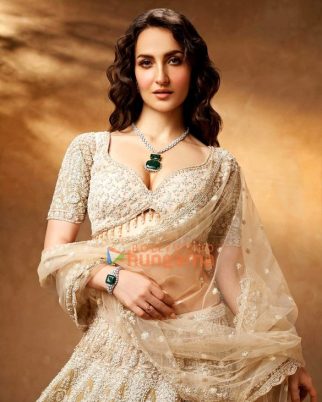 Celeb Photos Of Elli AvrRam
