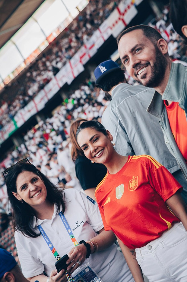 Esha Gupta wears Spanish red jersey for UEFA Euro Finals 2024; her Rs