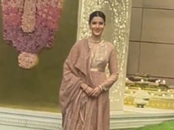 Ethnic beauty! Shanaya Kapoor looks absolutely flawless in pink