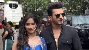 Jannat Zubair and Arjun Bijlani pose together for paps as they get clicked