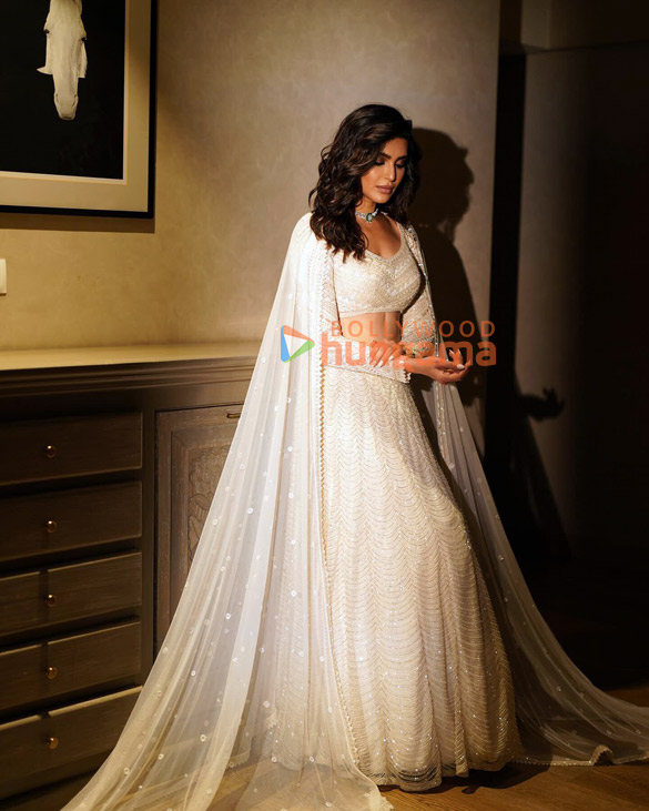 karishma tanna 6 7