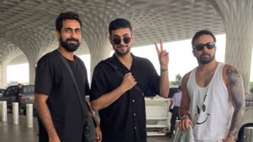Paps capture a glimpse of Band ‘Sanam’ this morning at the airport