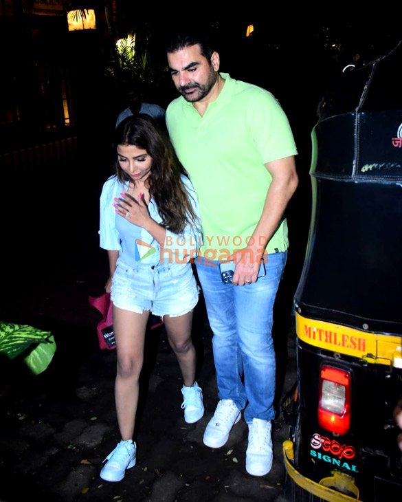 Photos: Arbaaz Khan and Sshura Khan snapped at the hospital | Parties & Events