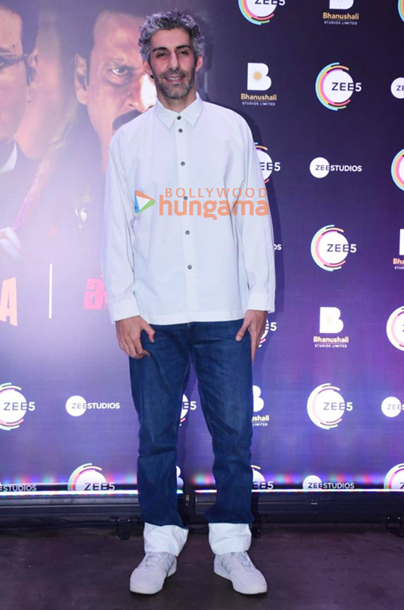 photos celebs grace the success party of sirf ek bandaa kaafi hai 1