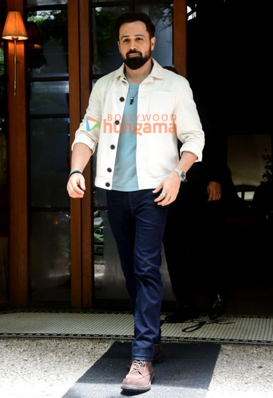 Photos Emraan Hashmi spotted outside a cafe in Bandra Parties