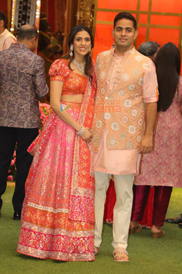 photos janhvi kapoor manushi chhillar and others attend anant ambani and radhika merchants mameru ceremony in antilia mumbai 370