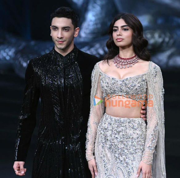 photos khushi kapoor and vedang raina walk the ramp for gaurav gupta at india couture week 2024 5