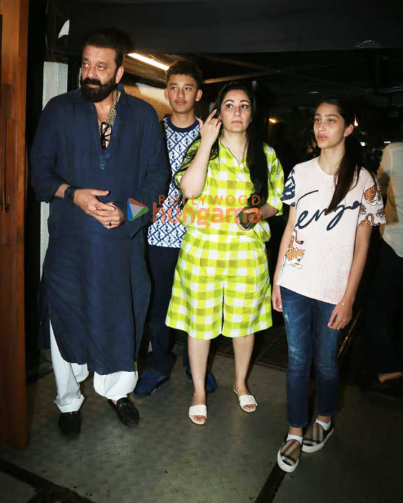 Photos: Sanjay Dutt snapped with family in Bandra Photos: Sanjay Dutt snapped with family in Bandra