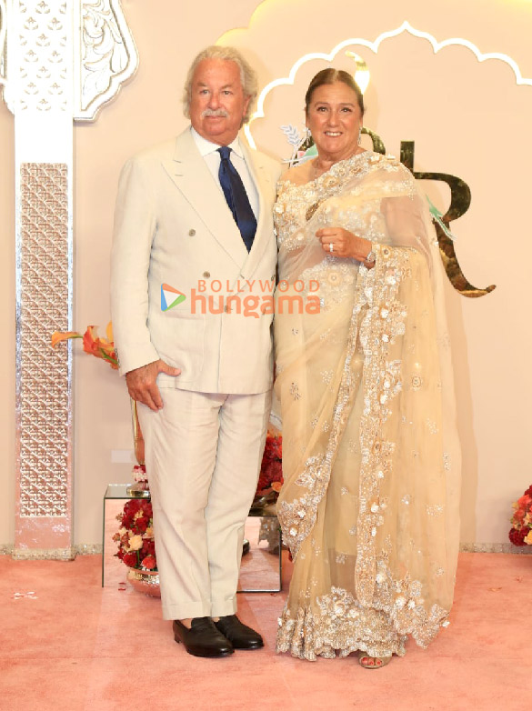 photos shah rukh khan salman khan ananya panday john cena sara ali khan and others attend the wedding ceremony of anant ambani and radhika merchant 905 4