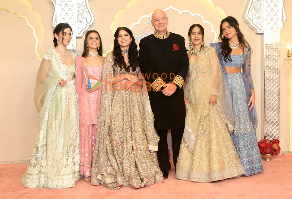photos shah rukh khan salman khan ananya panday john cena sara ali khan and others attend the wedding ceremony of anant ambani and radhika merchant 905 7