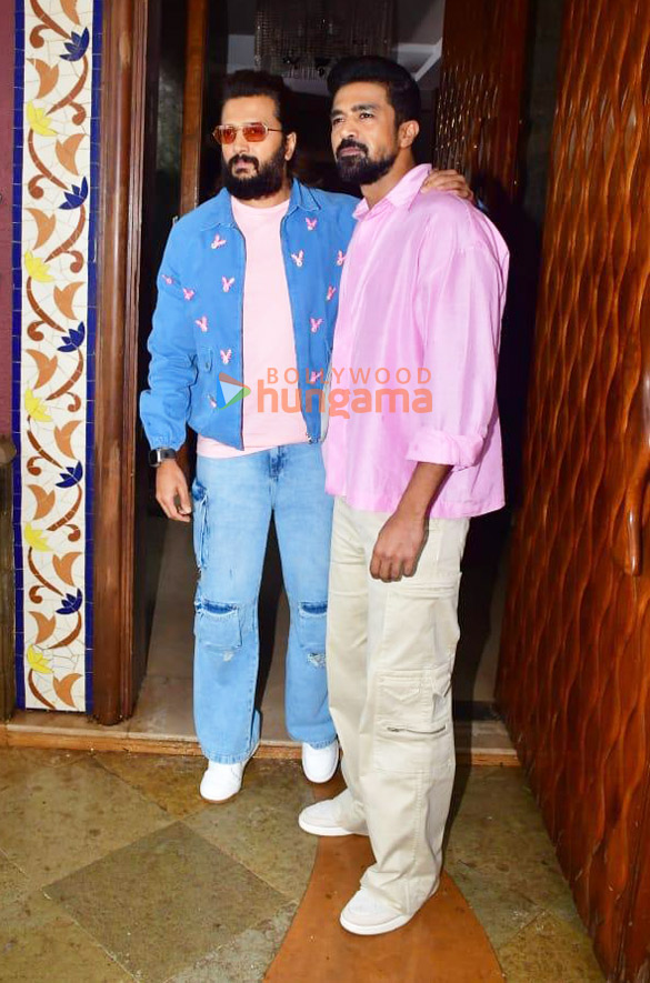 photos sonakshi sinha riteish deshmukh and saqib saleem snapped at kakuda promotions 4