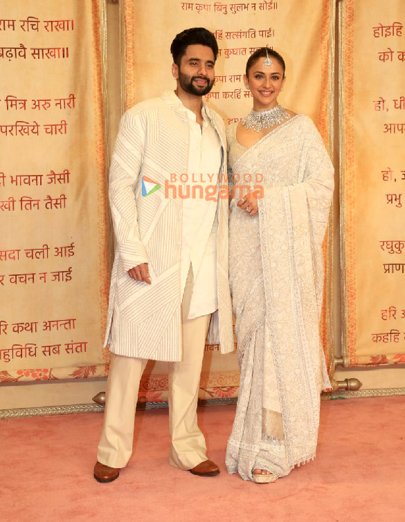 photos tiger shroff sunny deol and others attend anant ambani and radhika merchants wedding reception 42