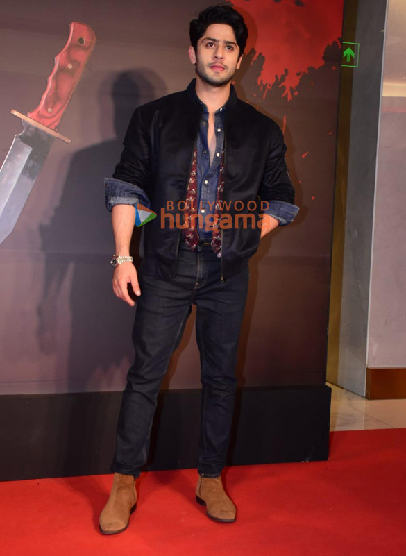 photos varun dhawan karan johar and others grace the premiere of kill 1046 4