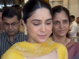 Sharvari Wagh gets clicked in her bright yellow outfit at Siddhivinayak Temple
