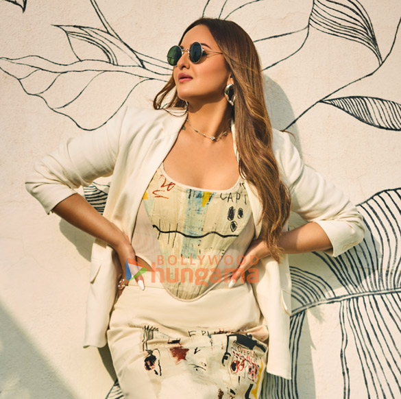 sonakshi sinha 2 223