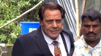 The legend is here! Dharmendra gets clicked at Laughter Chefs set