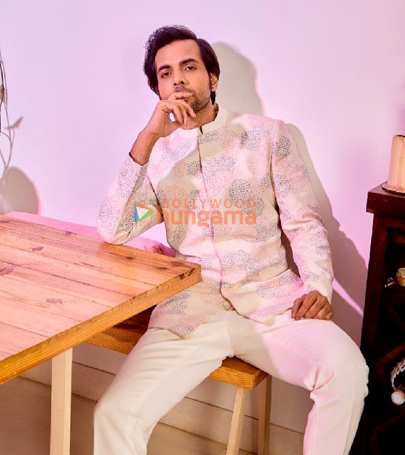 abhishek banerjee 2 3