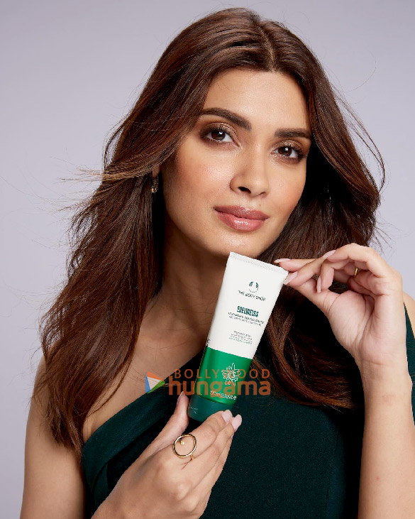 diana penty 3 78