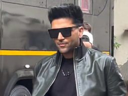 His swag is unbeatable! Guru Randhawa in all black