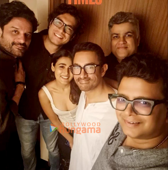 photos aamir khan reena dutta and maharaj cast snapped at success bash 3