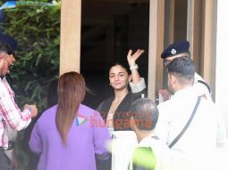 Photos: Alia Bhatt, Sharvari and Soni Razdan snapped at Kalina airport