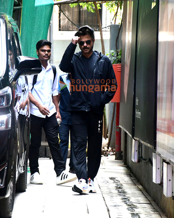 Photos: Anil Kapoor snapped in Bandra Photos: Anil Kapoor snapped in Bandra