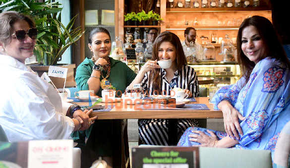 photos bhagyashree celebrates friendships day with sheeba and her girl gang at zante in khar 2