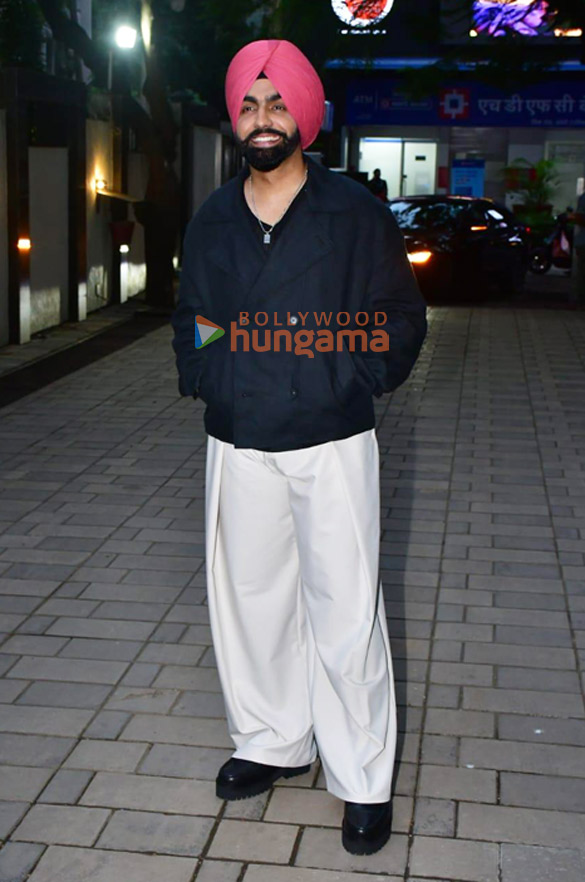 photos fardeen khan ammy virk aditya seal and pragya jaiswal snapped promtoing khel khel mein 1