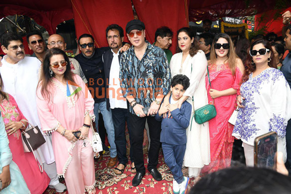Photos: Jackie Shroff, Johny Lever, Poonam Dhillon and others grace the inauguration of late ‘Shri Daya Kishan Sapru Marg’ in Andheri Photos: Jackie Shroff, Johny Lever, Poonam Dhillon and others grace the inauguration of late ‘Shri Daya Kishan Sapru Marg’ in Andheri