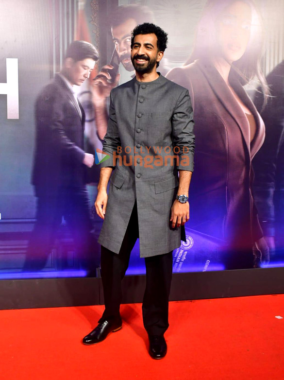 photos janhvi kapoor rekha sanya malhotra fatima sana shaikh saiyami kher and others grace the special screening of ulajh 12