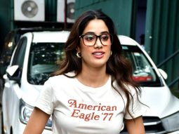 Photos: Janhvi Kapoor snapped in Juhu