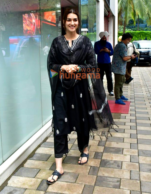 photos kriti sanon snapped at t series office 5