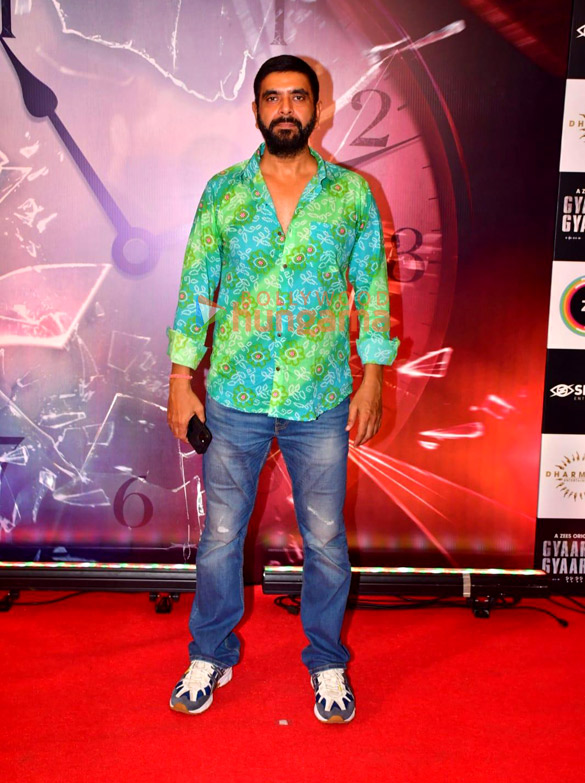 photos kritika kamra karan johar and others grace the premiere of gyaarah gyaarah 19