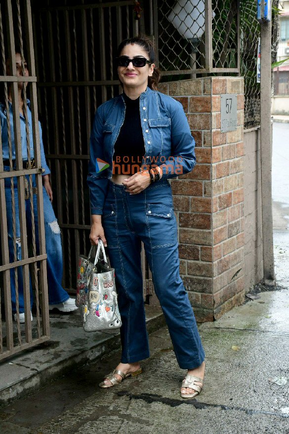 photos raveena tandon snapped at purple haze dubbing studio in bandra 2