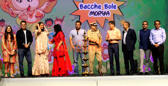 photos salman khan amruta fadnavis and others at amruta fadnaviss eco friendly lord ganesh movement bacche bole morya at dome svp stadium 7