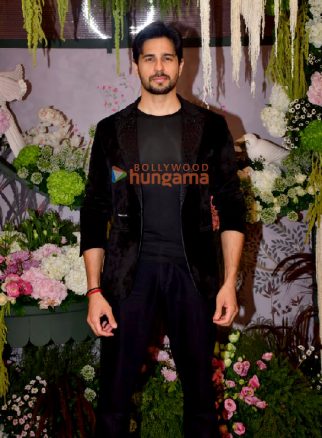 Photos: Sidharth Malhotra, Aditi Rao Hydari, Siddharth and others snapped at Eka Lakhani and Ravi Bhagchandka’s engagement party