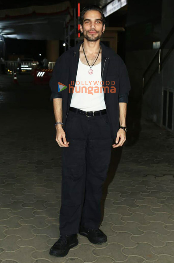 photos taapsee pannu sonakshi sinha and others grace the special screening of khel khel mein 148 9