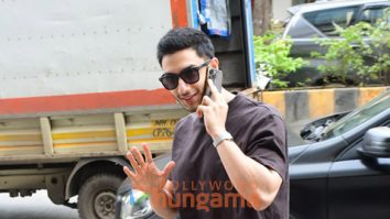 Photos: Vedang Raina snapped in Santacruz