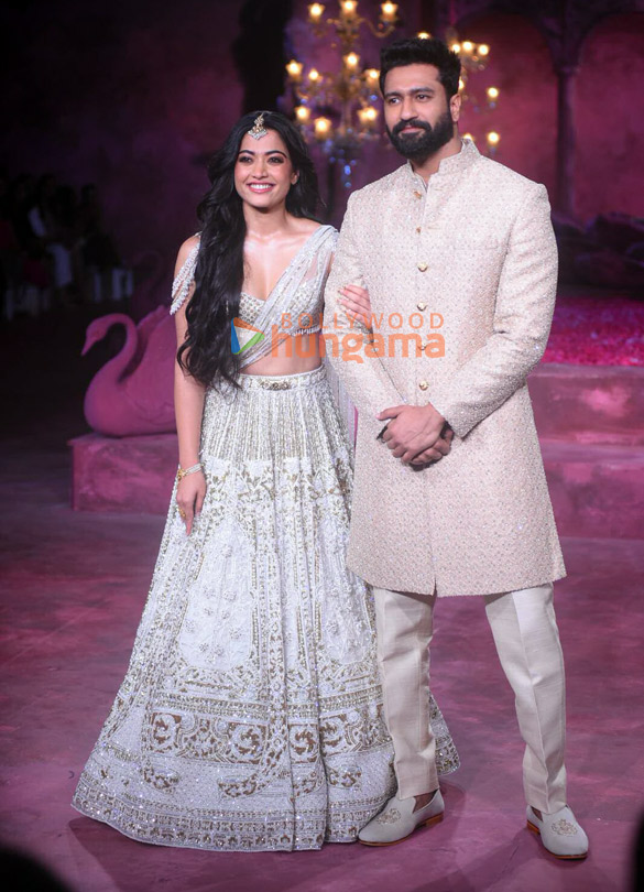 photos vicky kaushal and rashmika mandanna walk the ramp for falguni and shane peacock at india couture week 2024 8