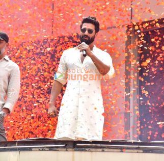 Photos: Vicky Kaushal snapped at Chitra Cinema for grand Chhaava poster launch