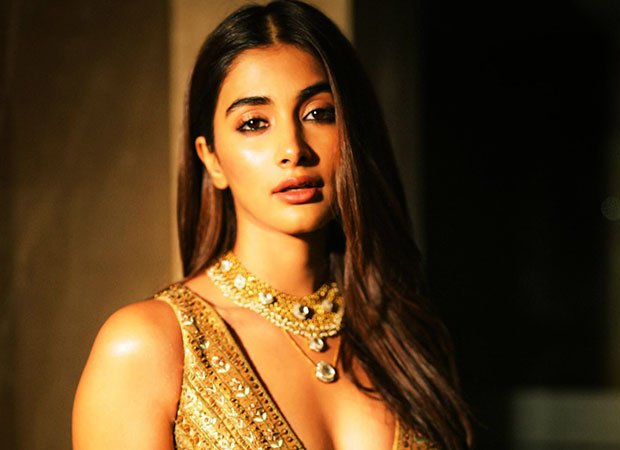 Pooja Hegde backs the Indian Hockey Team; applauds their incredible courage after the Semi-Final loss