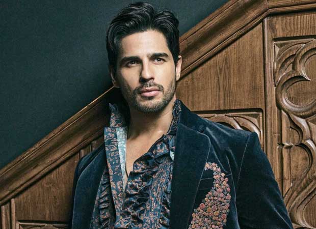 Sidharth Malhotra returns to romance, collaborates with Dasvi director Tushar Jalota for Dinesh Vijan film: Report