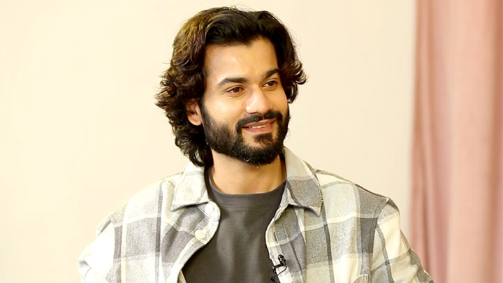 Sunny Kaushal’s FIERY Rapid Fire on Relationship, Vicky Kaushal, Jackie Shroff & more Sunny Kaushal’s FIERY Rapid Fire on Relationship, Vicky Kaushal, Jackie Shroff & more